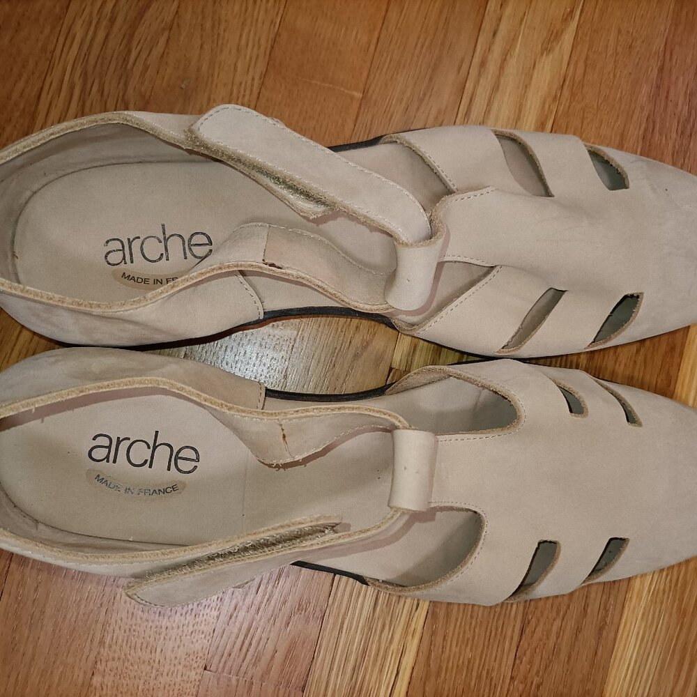 Arche dandals